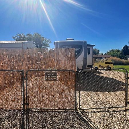 Апартаменты Luxury Glamping Near Idaho Event Center In Нампа Экстерьер фото