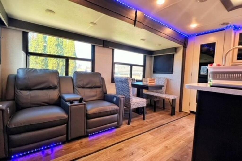 Апартаменты Luxury Glamping Near Idaho Event Center In Нампа Экстерьер фото