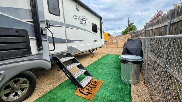Апартаменты Luxury Glamping Near Idaho Event Center In Нампа Экстерьер фото